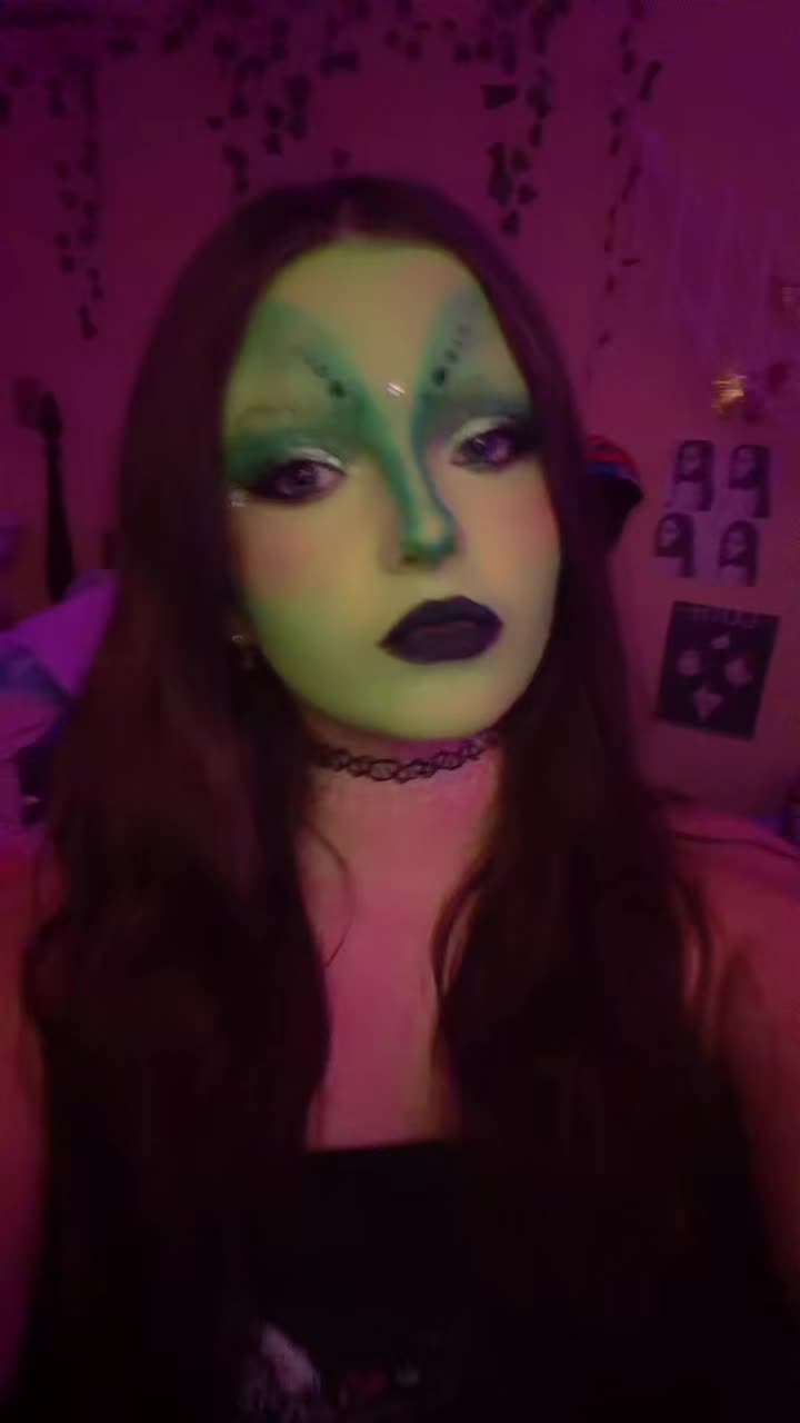 @𝓙𝓾𝓵𝓮𝓼🪽