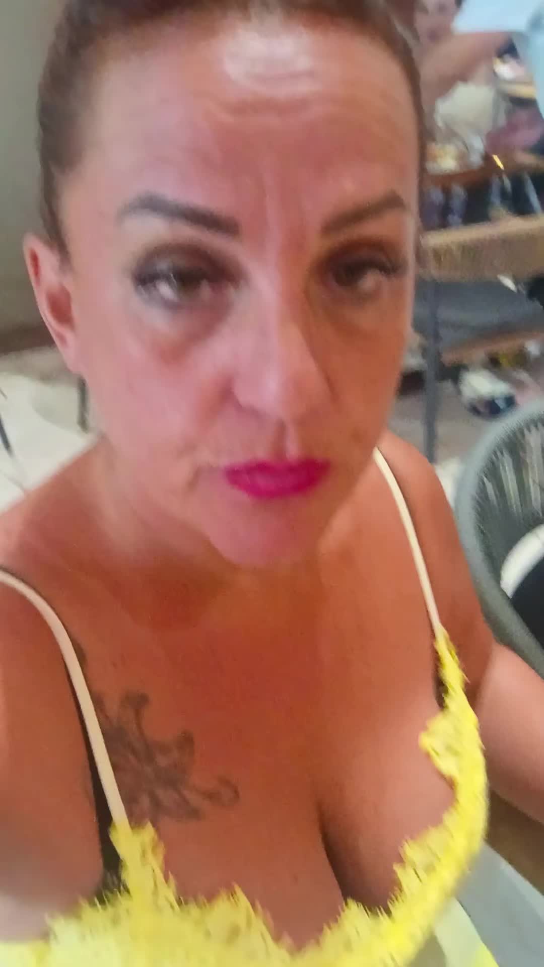 @AnnettaAnnetta