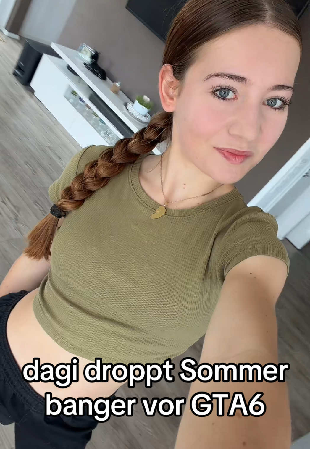 @LUNAAA