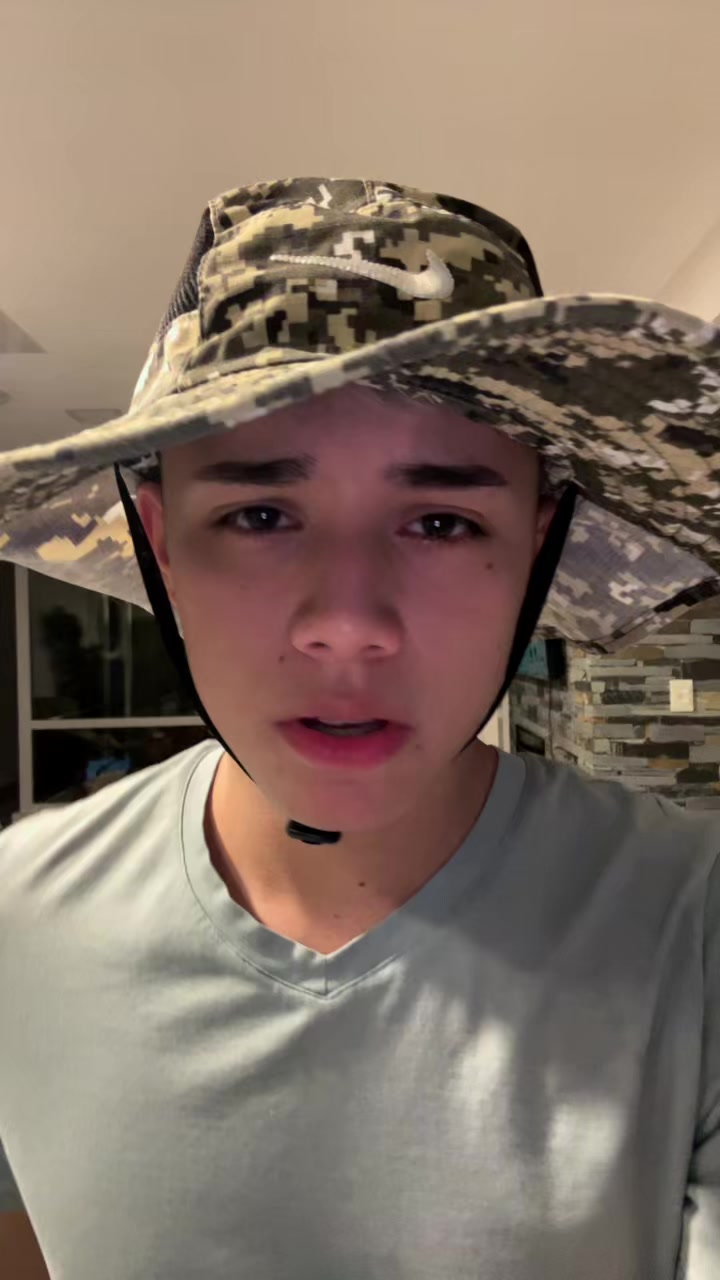 @laureanogomezz
