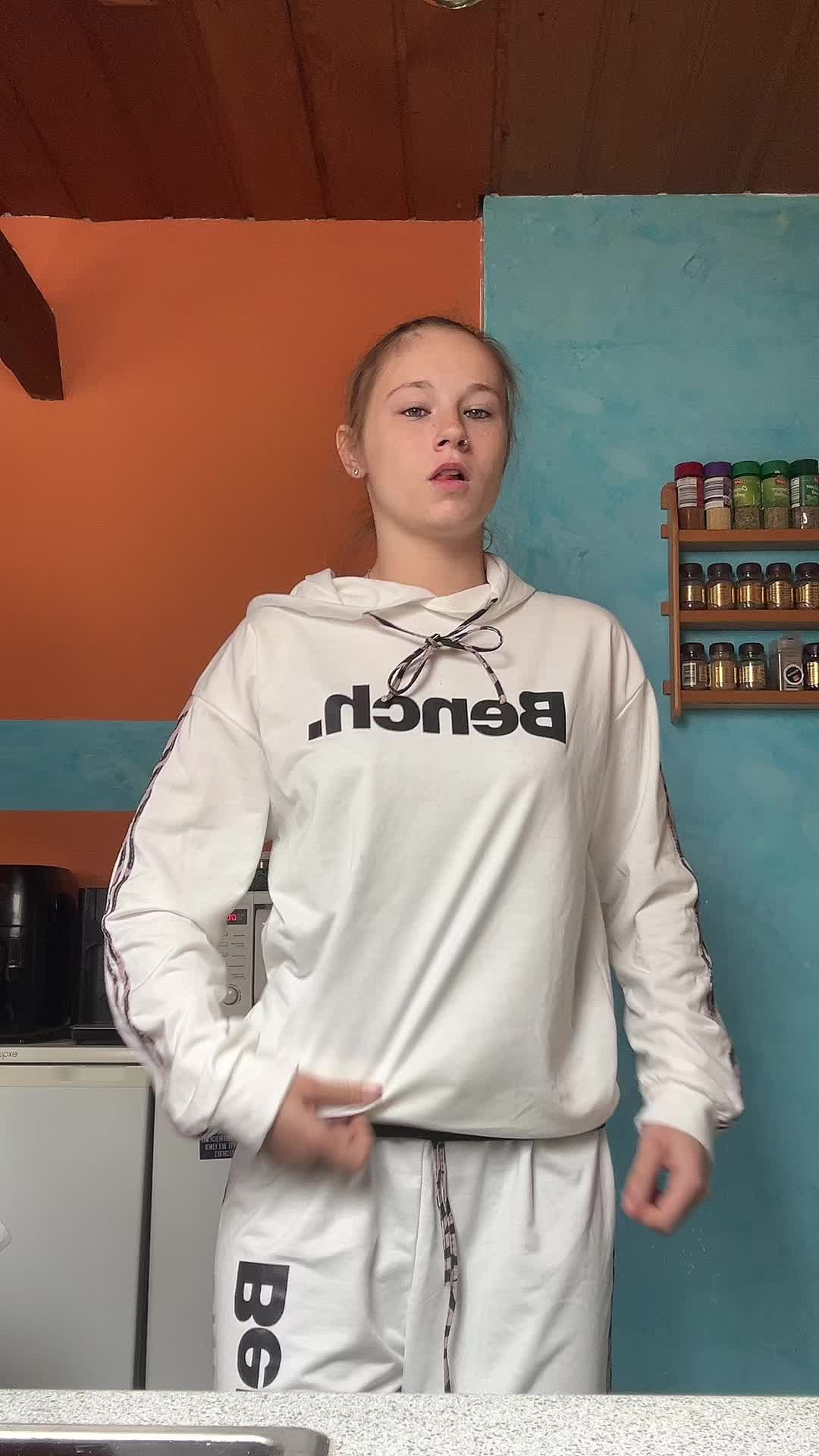 @vivimitkiwi