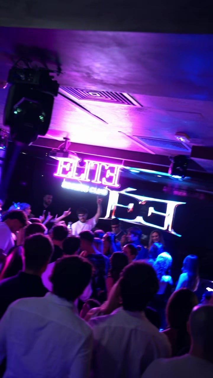 @&Eacute;lite Society Club