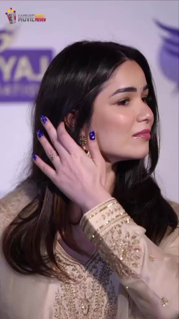 @Sara tendulkar02