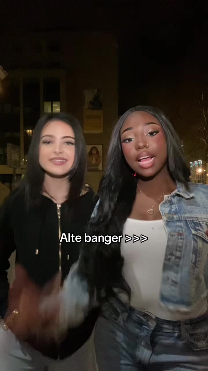 @q🍫