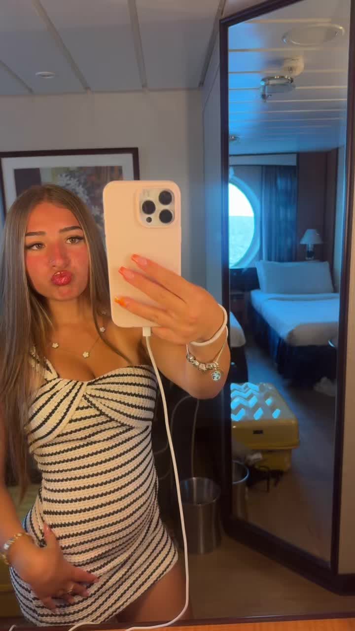 @alexdailys