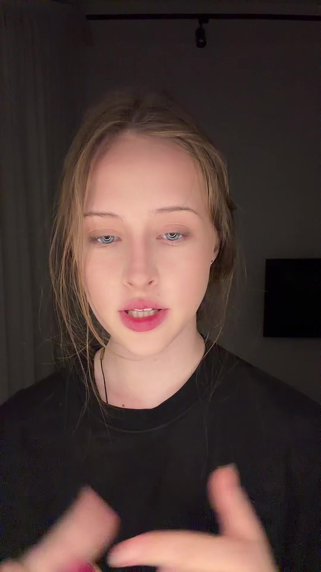 @av8