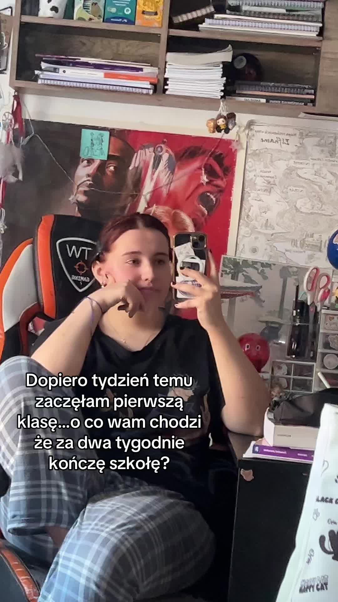 @M ⍟