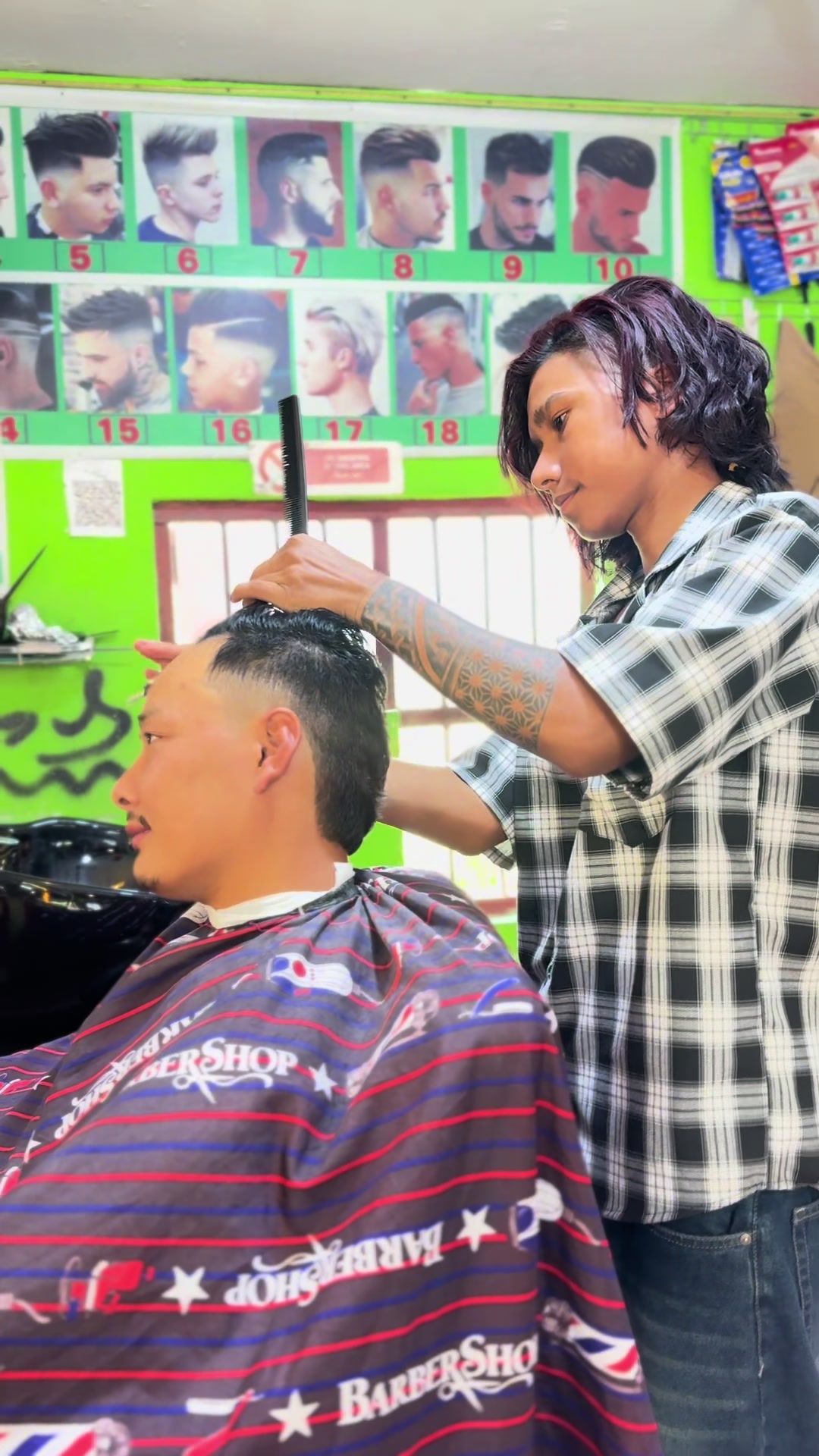 @gwaltar shyam vai hair cutting