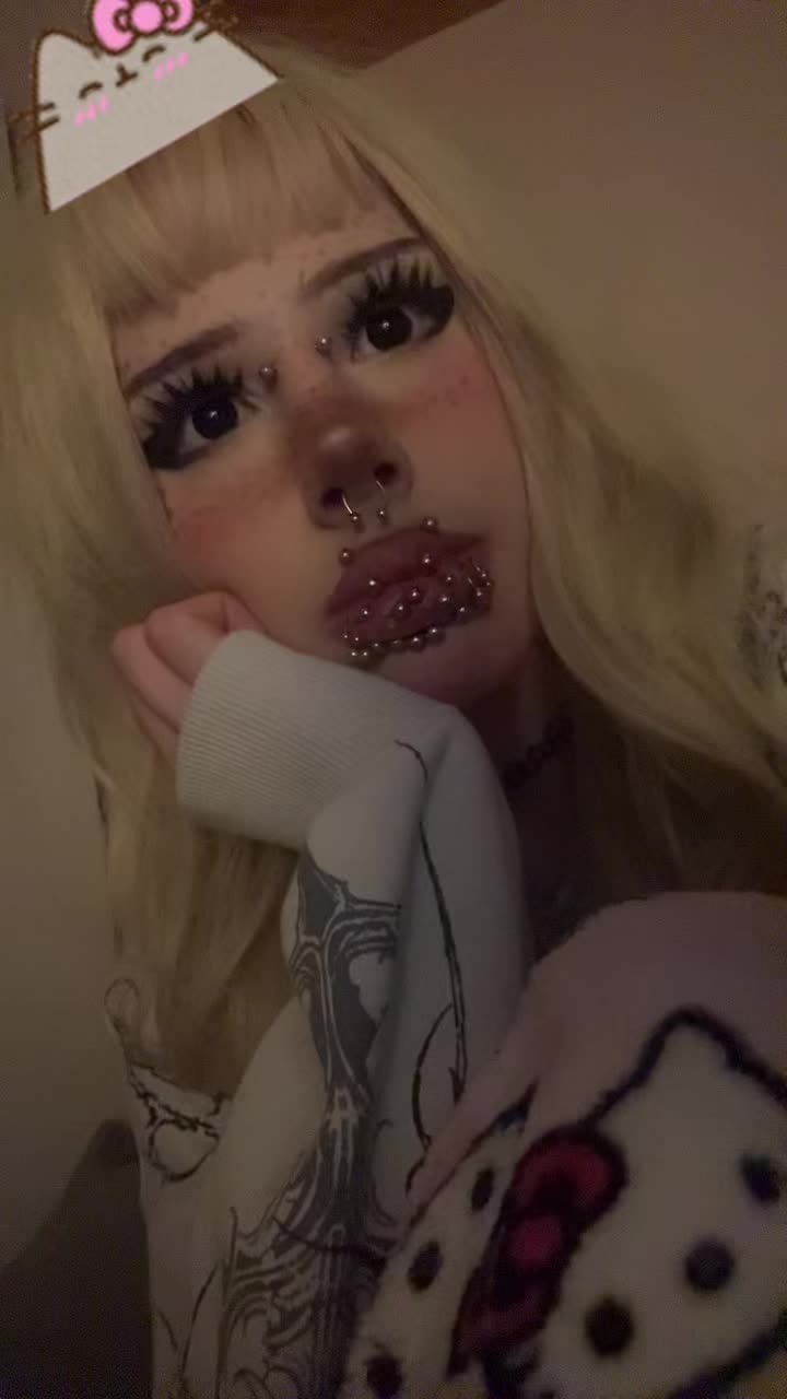 @miseryd0lly
