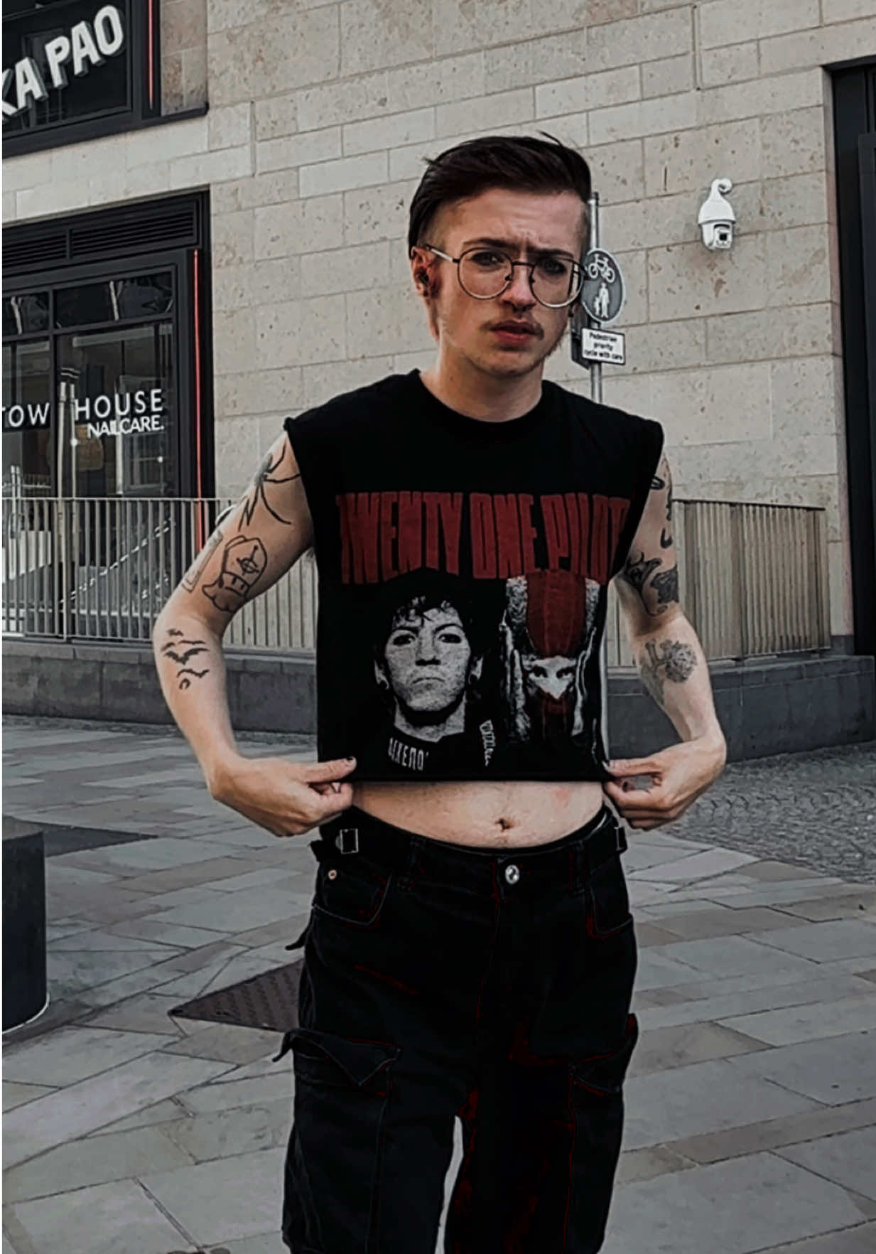 @Buzz • WeeBeeGalaxy