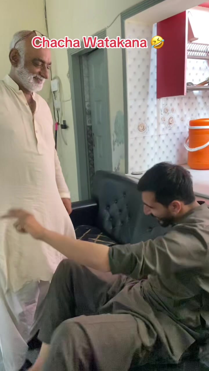 @HZee Abbasi