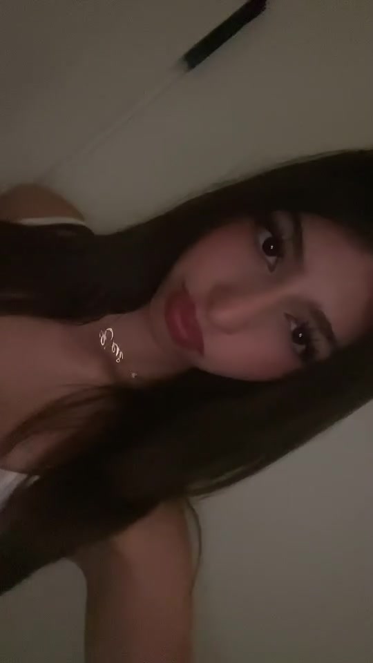 @ℰ༒