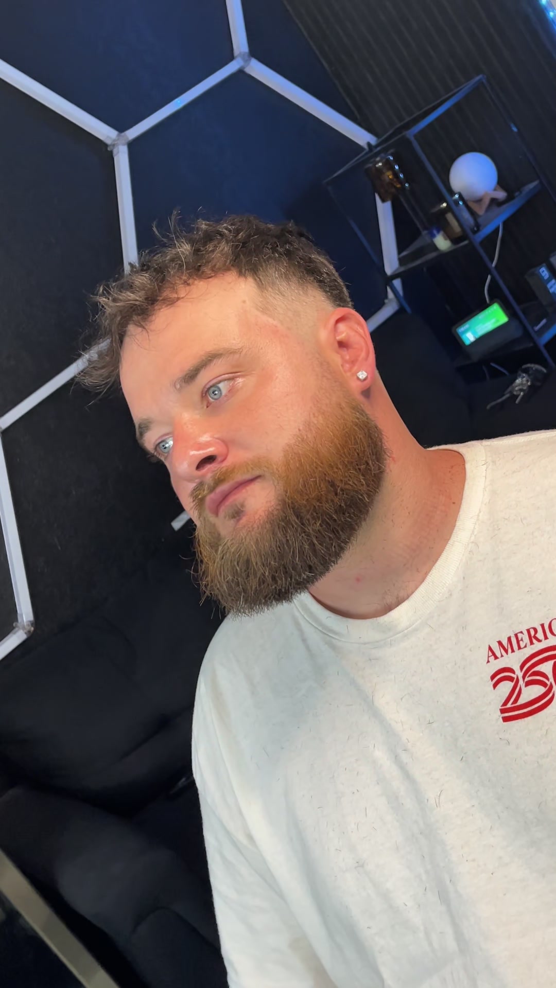 @Chattanooga Barber&bull;Cris Robles
