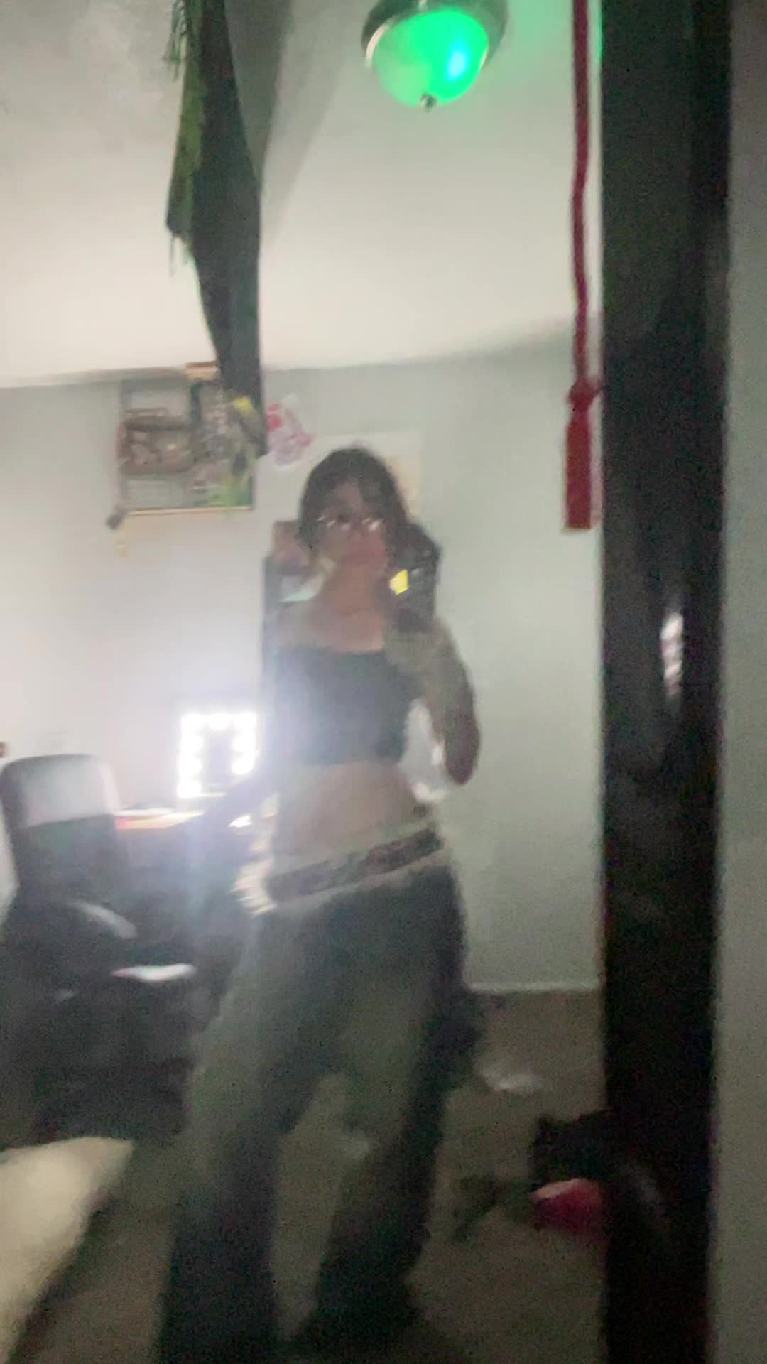 @VV