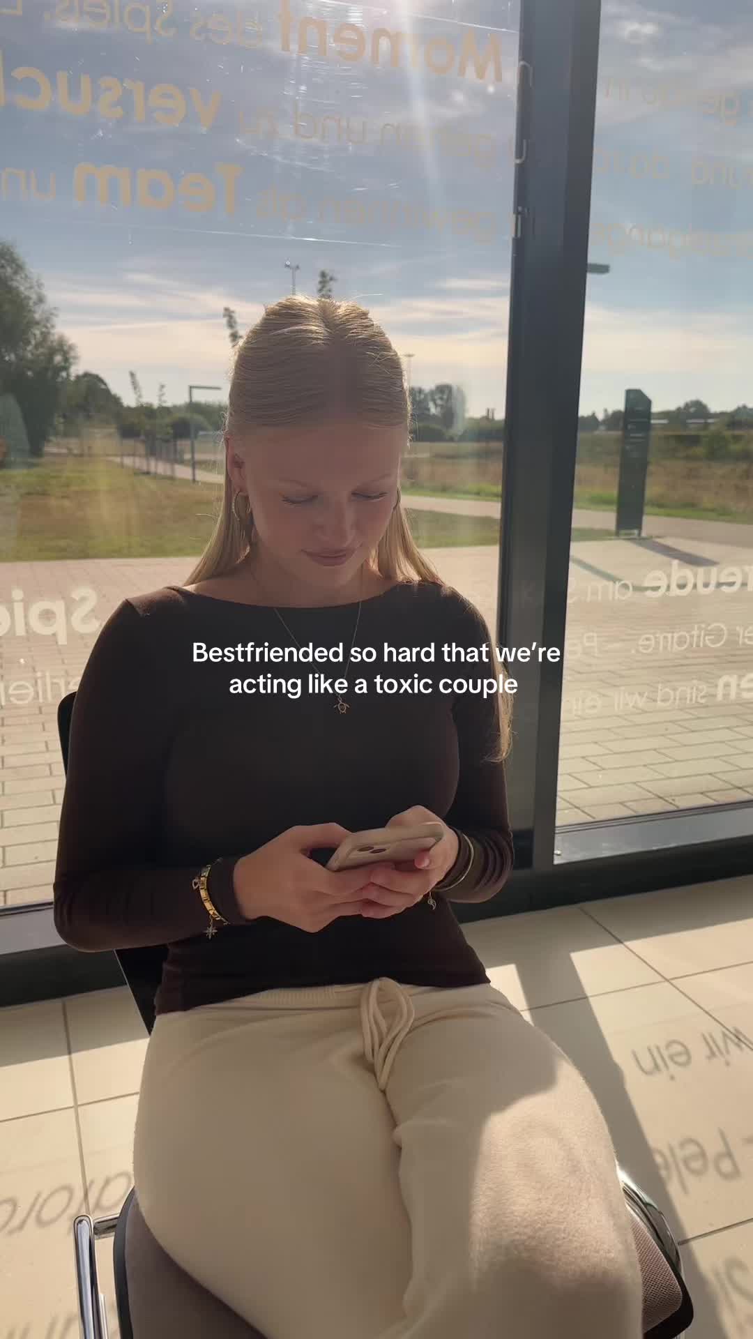 @𝓔𝓶𝓶𝓲