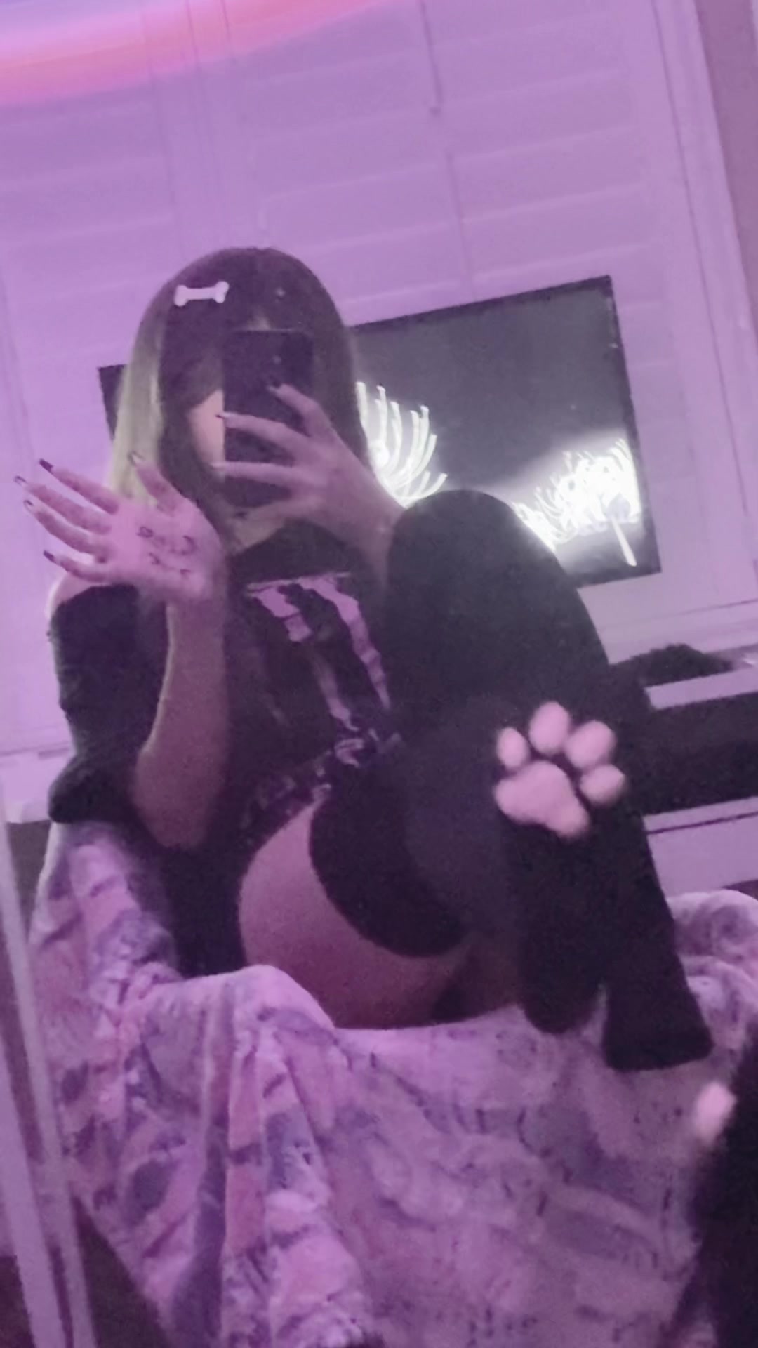 @itszcloex