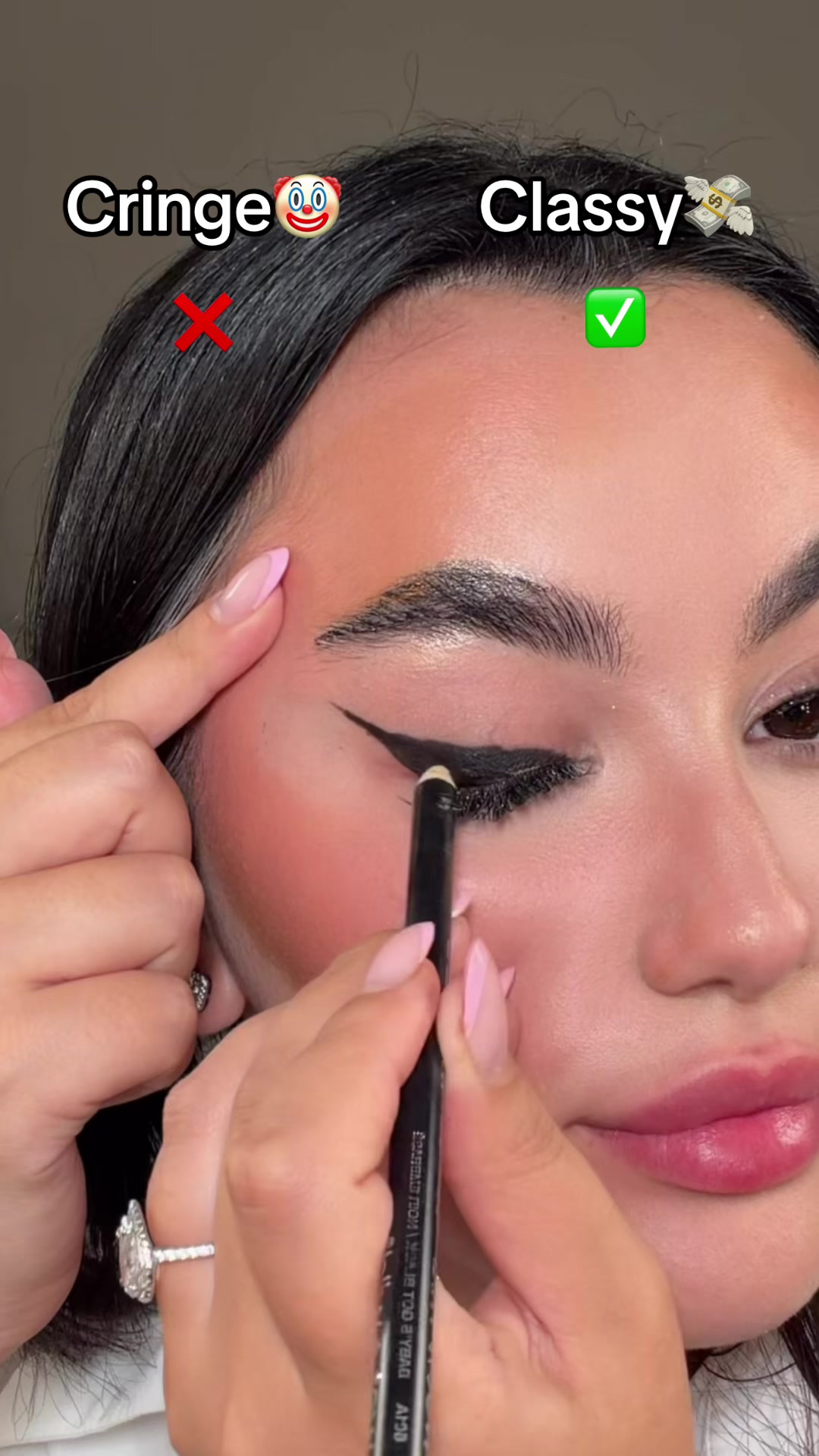 @Farakhnoz.mua