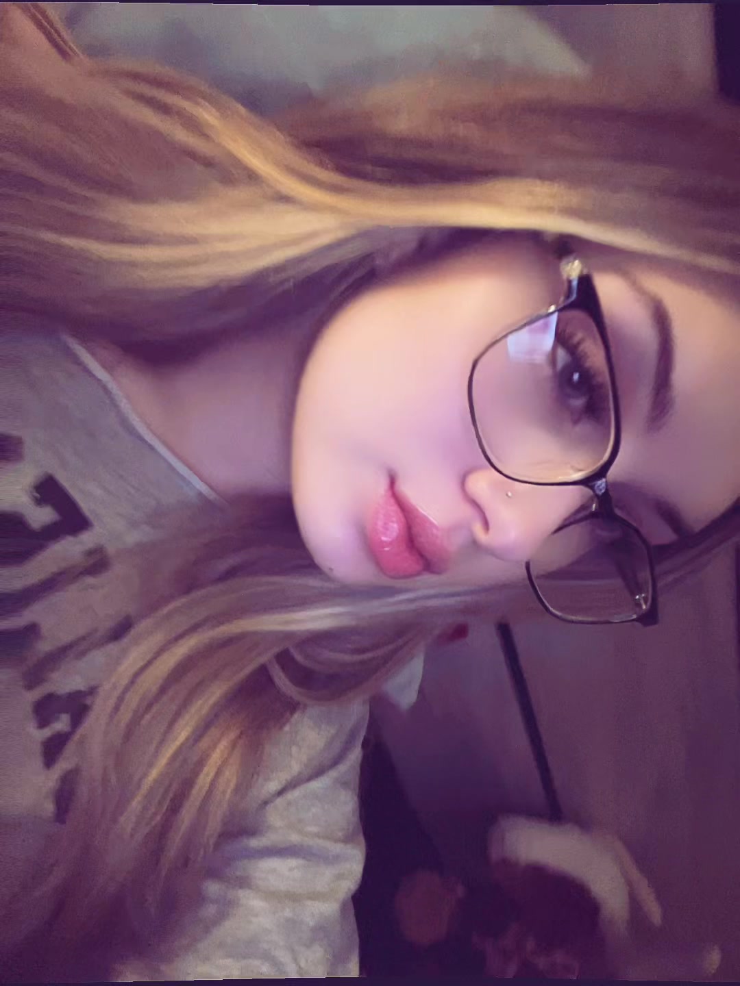 @alexia🦋.