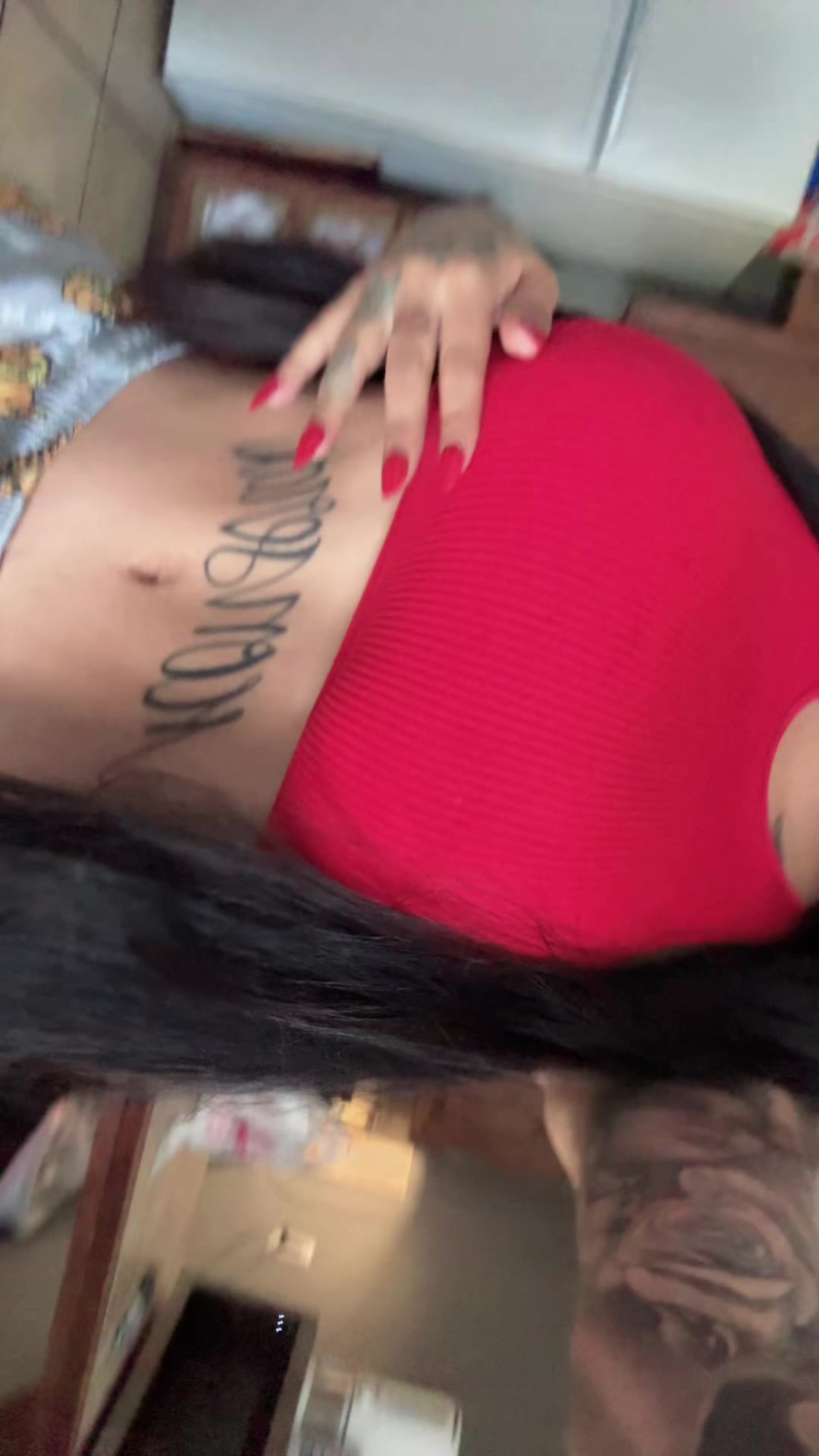 @Erikasaldana