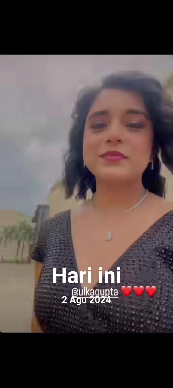 @Riaaa__