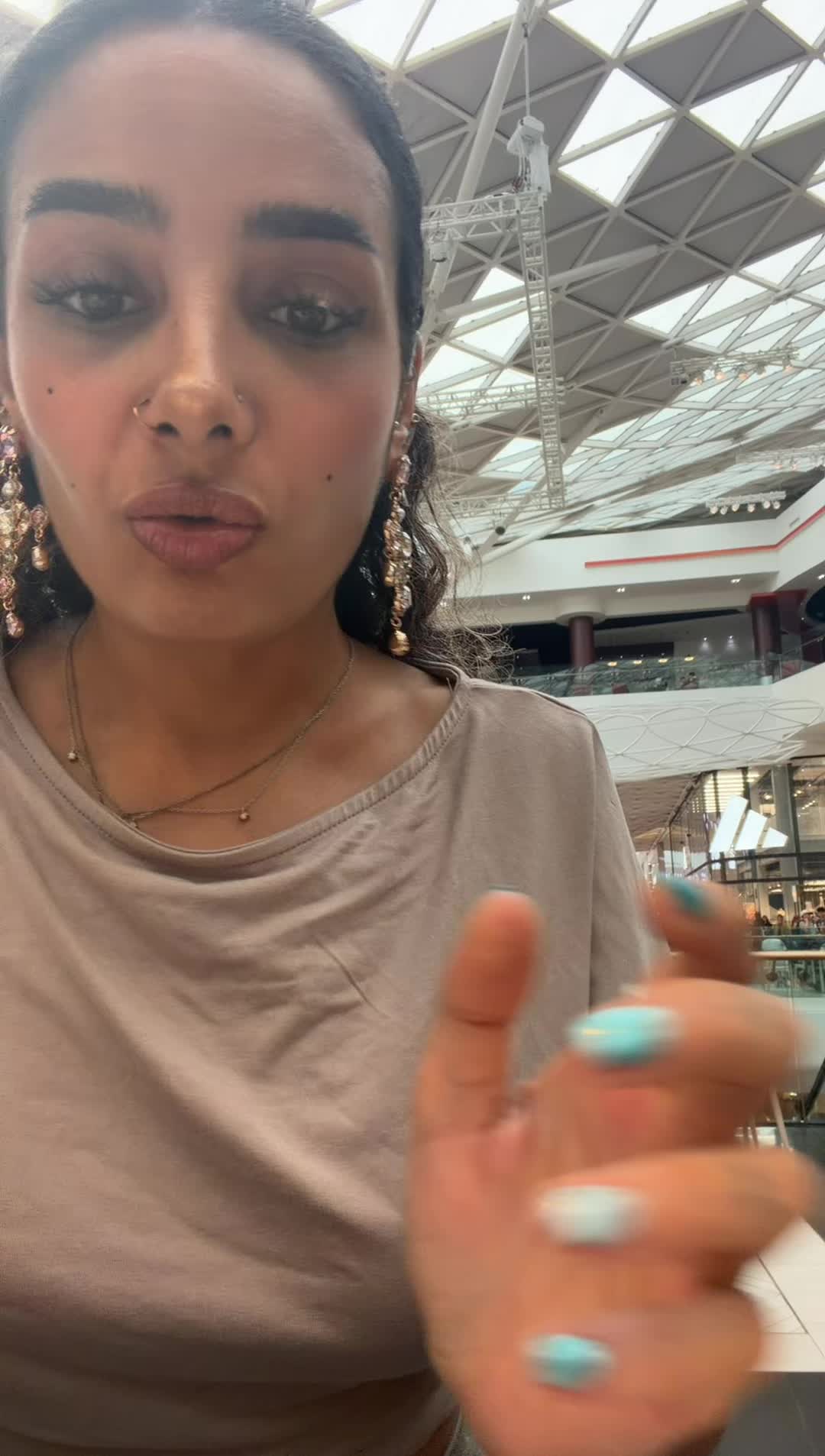 @Farah Shams