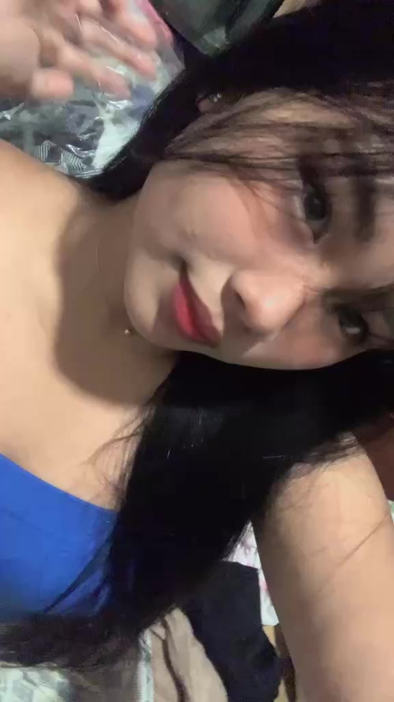 @Mica. _ella. č