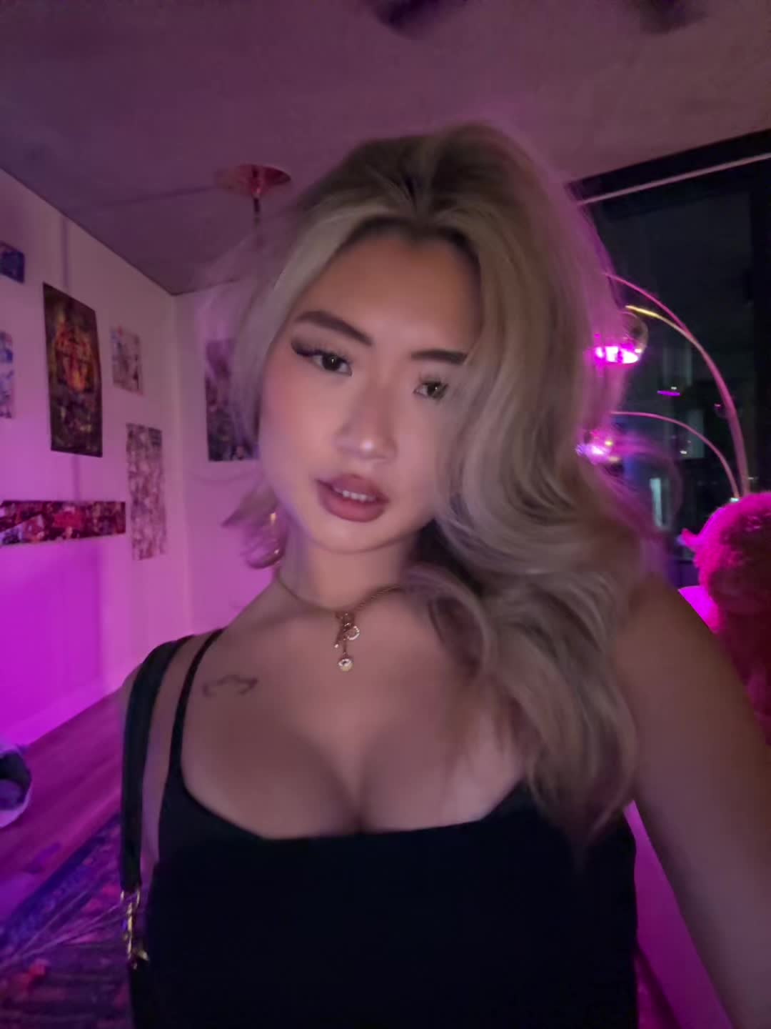 @Samantha