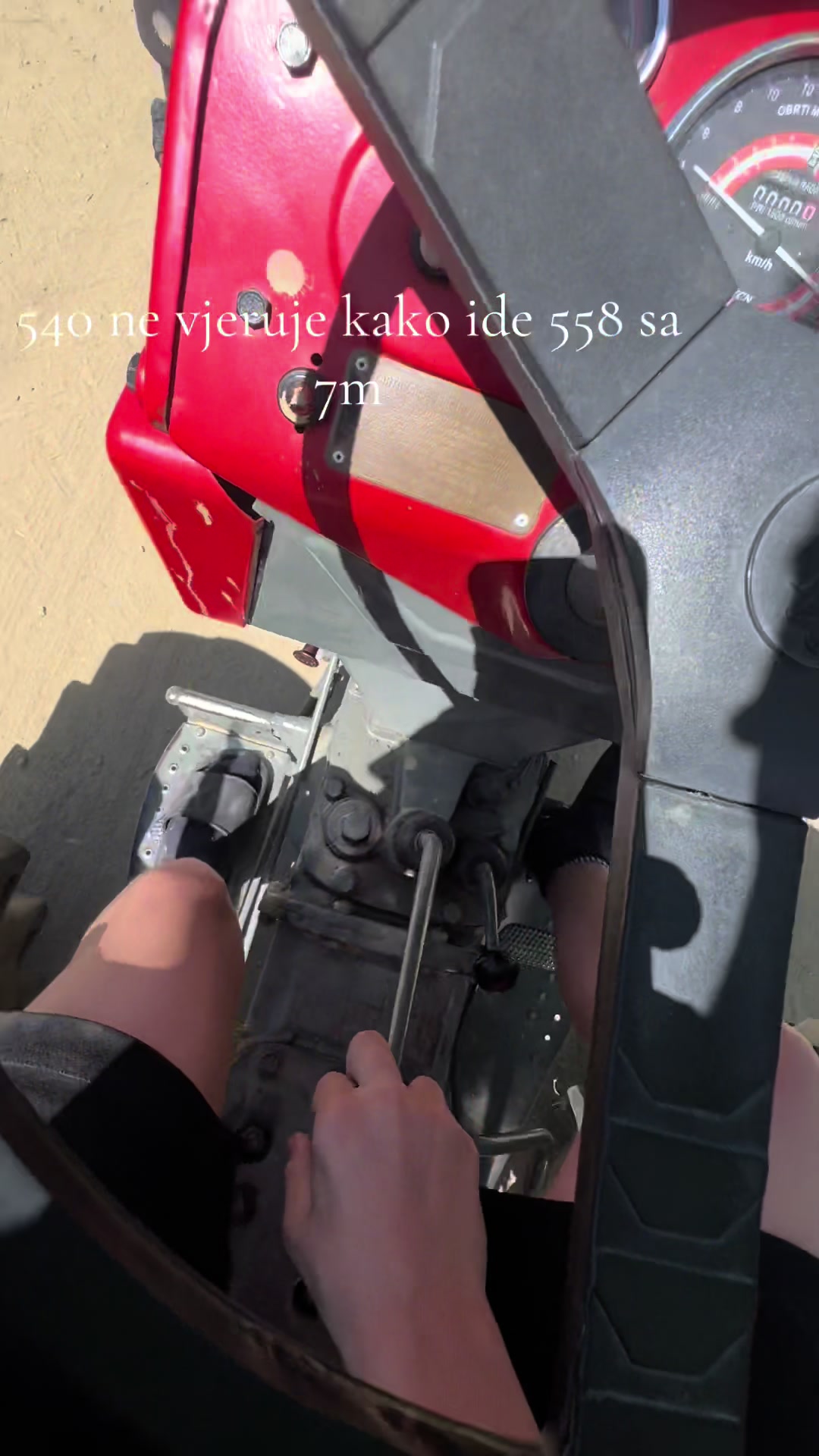 @558