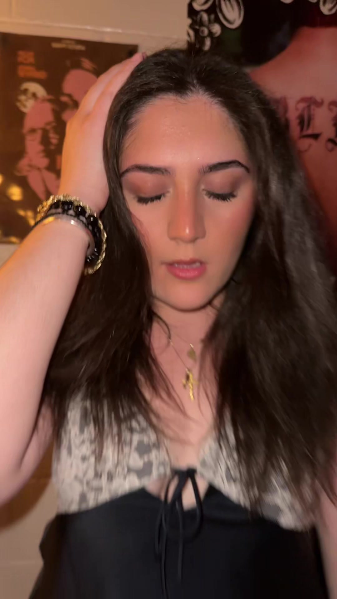 @Lily <3