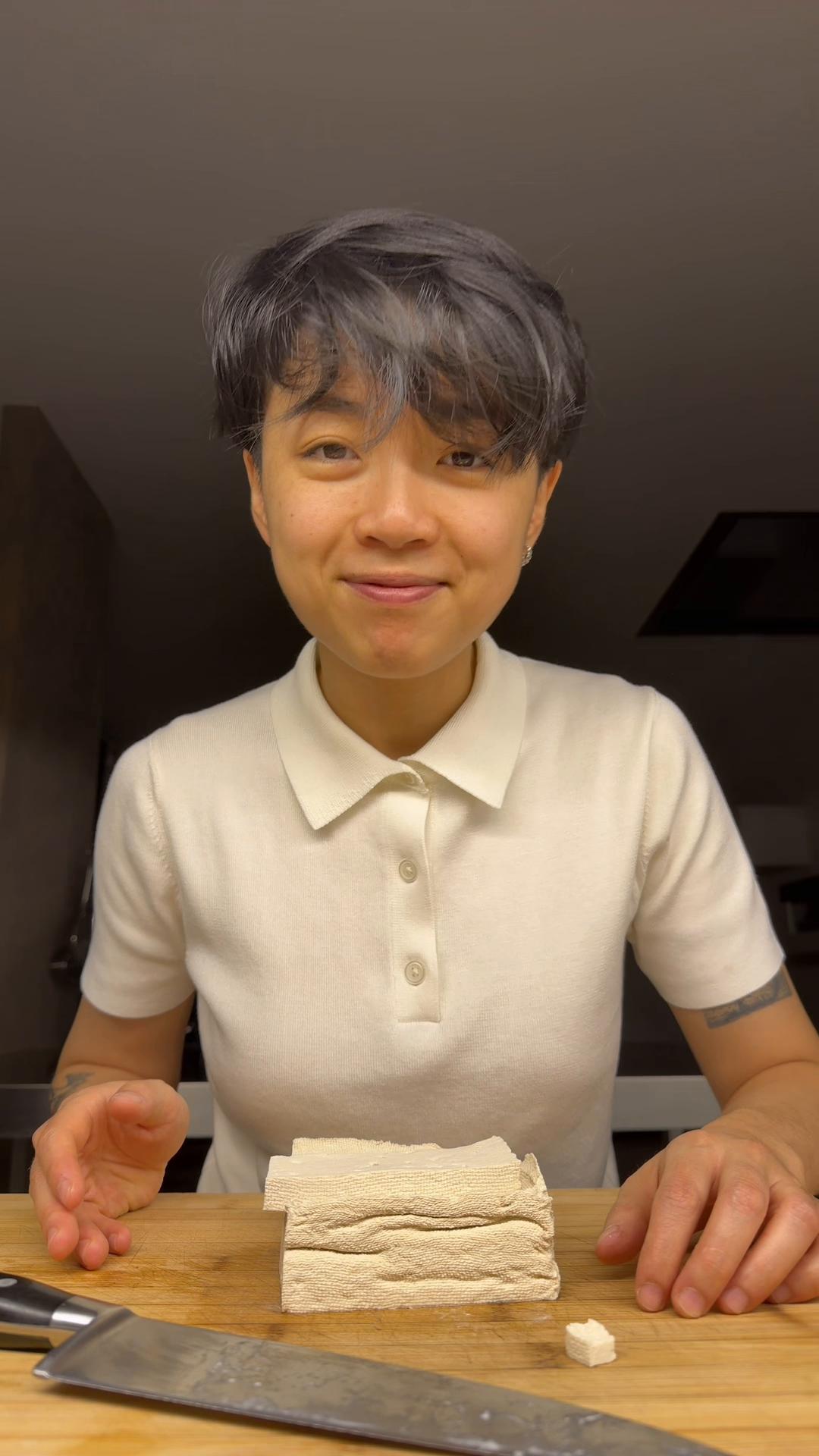 @elenazeng_