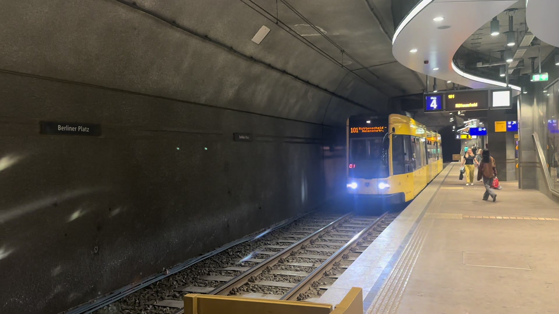@Manuel 📸🚊🇪🇺 !