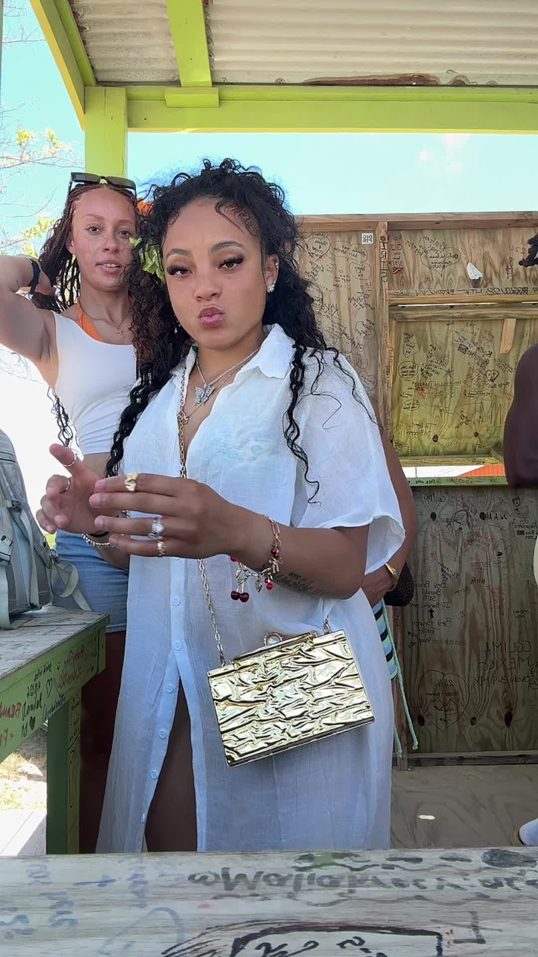 @Ambwitthewam