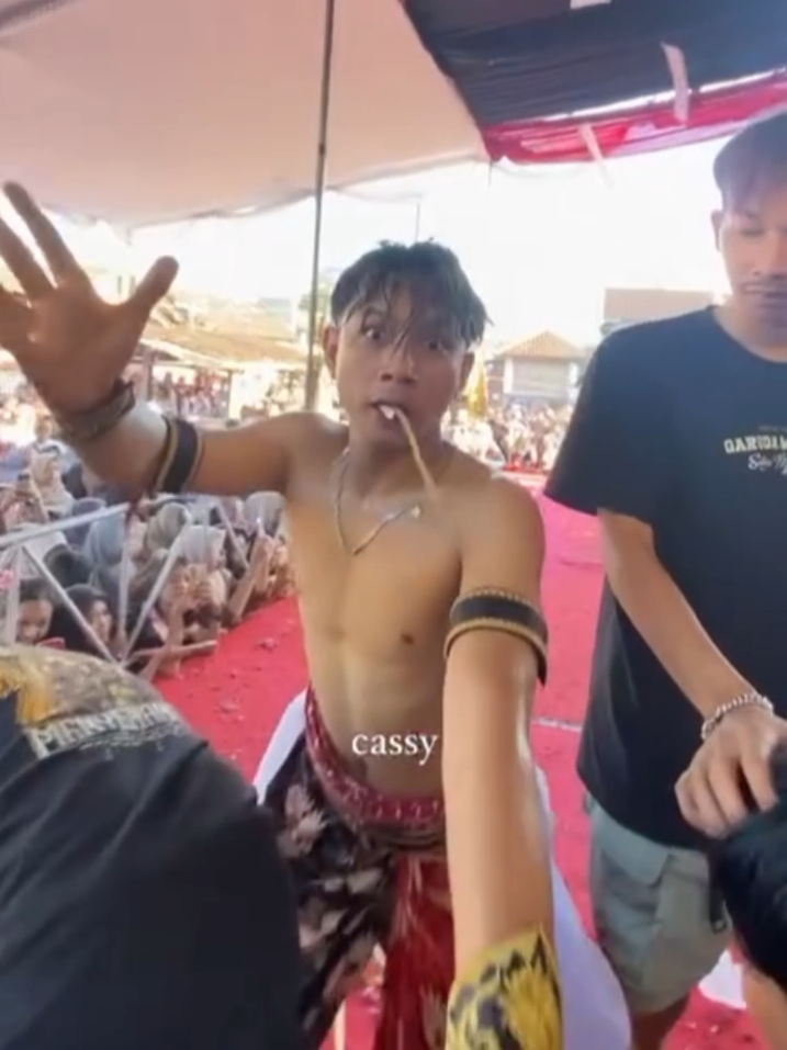 @V