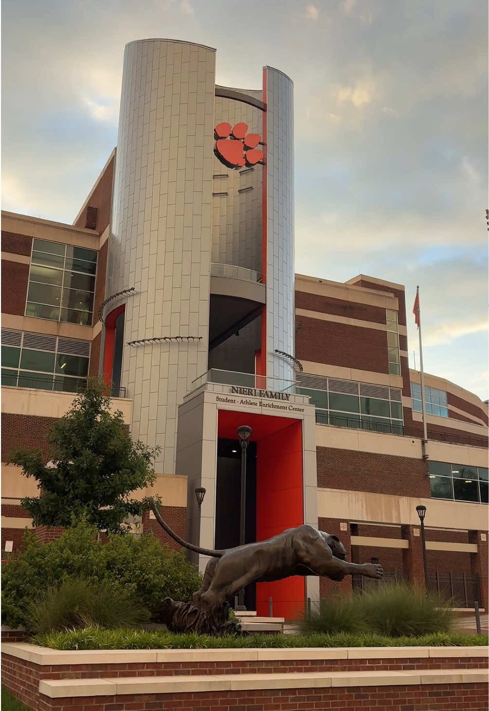 @Clemson Greg