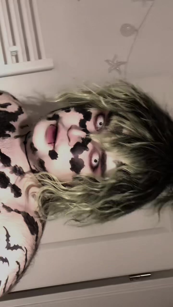 @⁺‧₊˚✮☽ཐི𝐼𝓈𝓈𝒶𝒸𝓀ཋྀ☽✮˚₊‧⁺