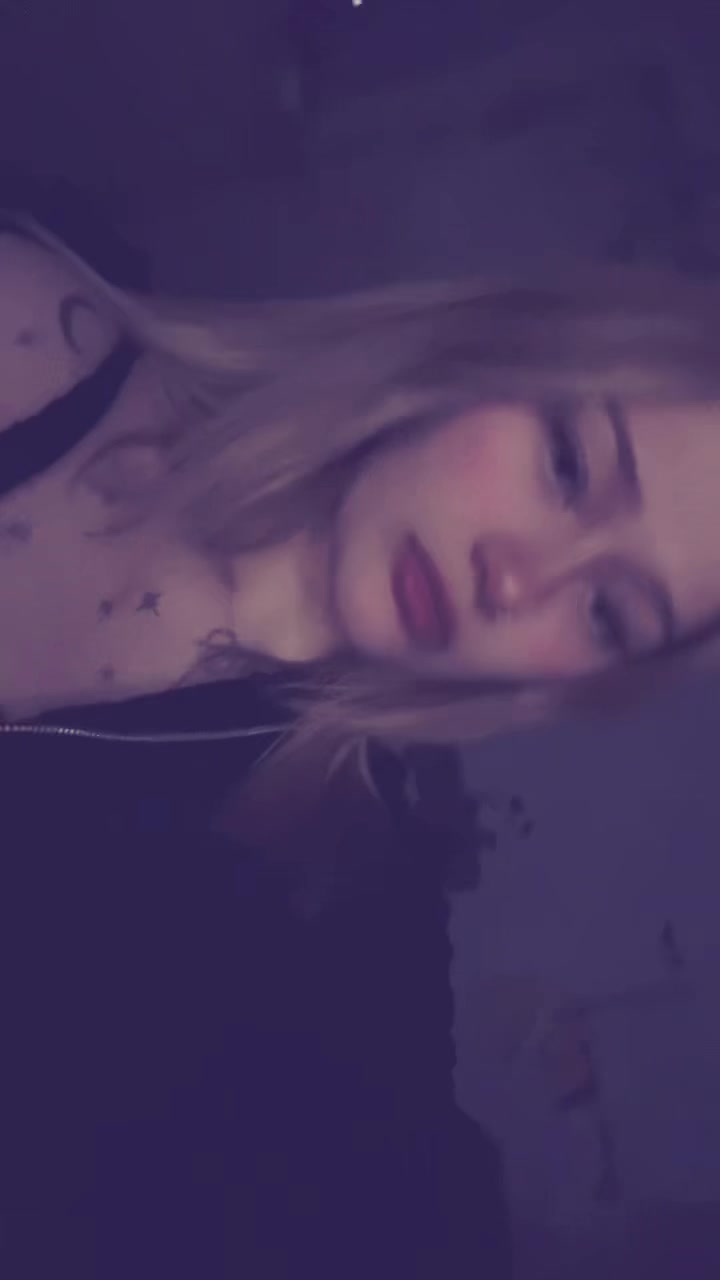 @violet