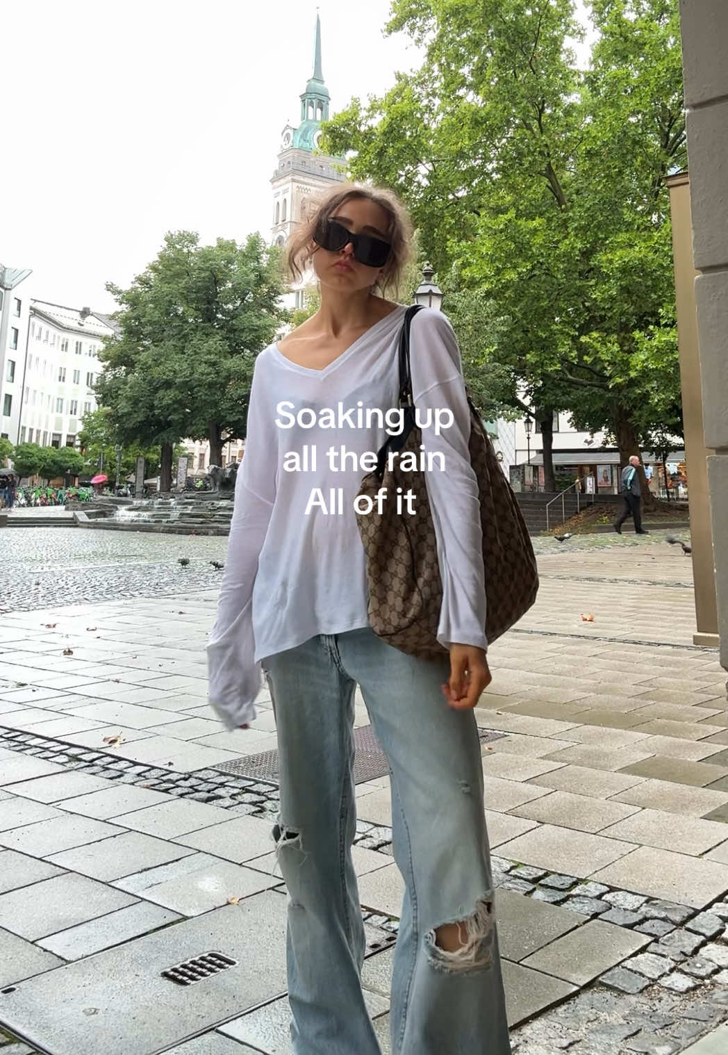 @postcardsfromeva