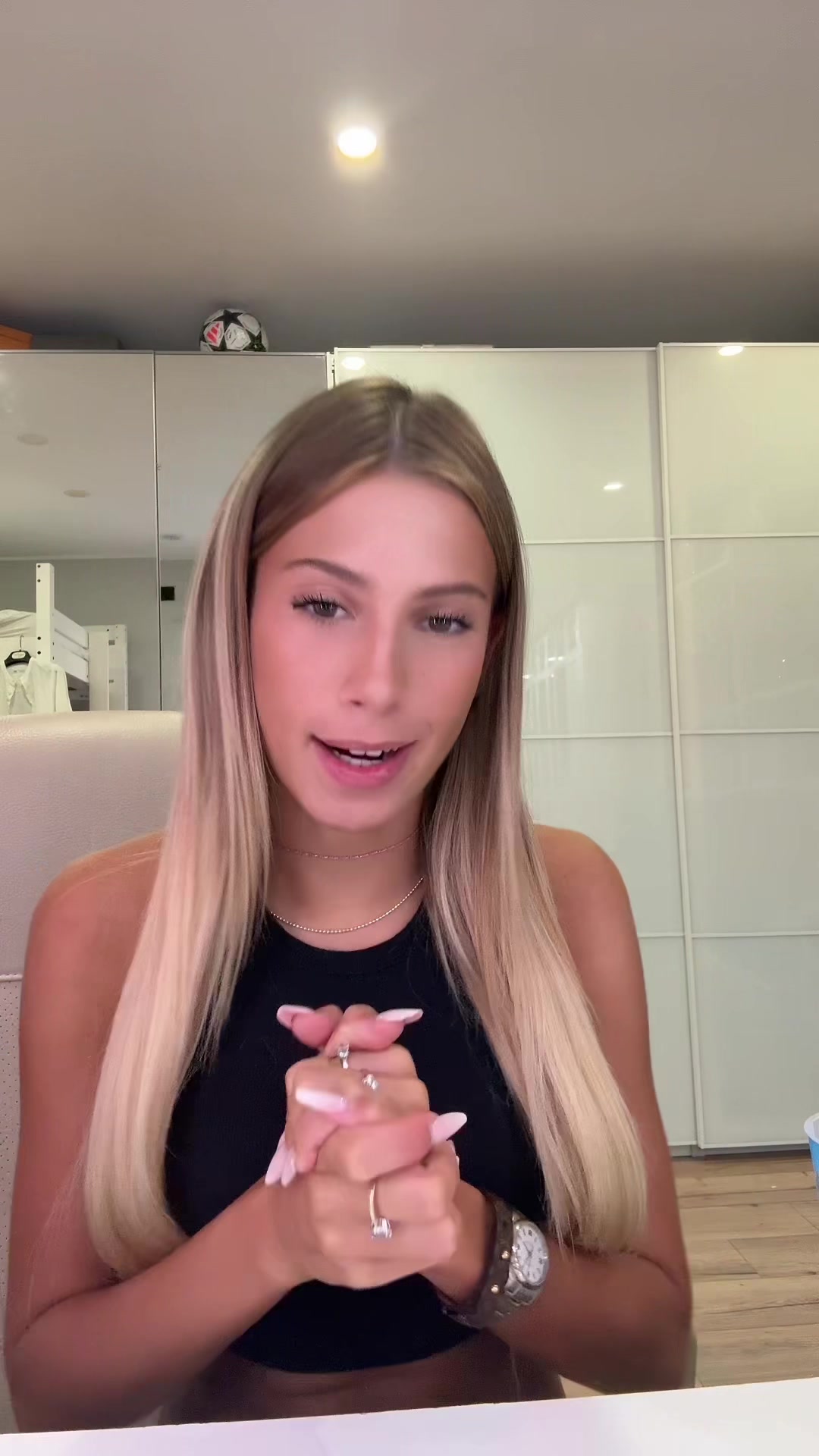 @Niki