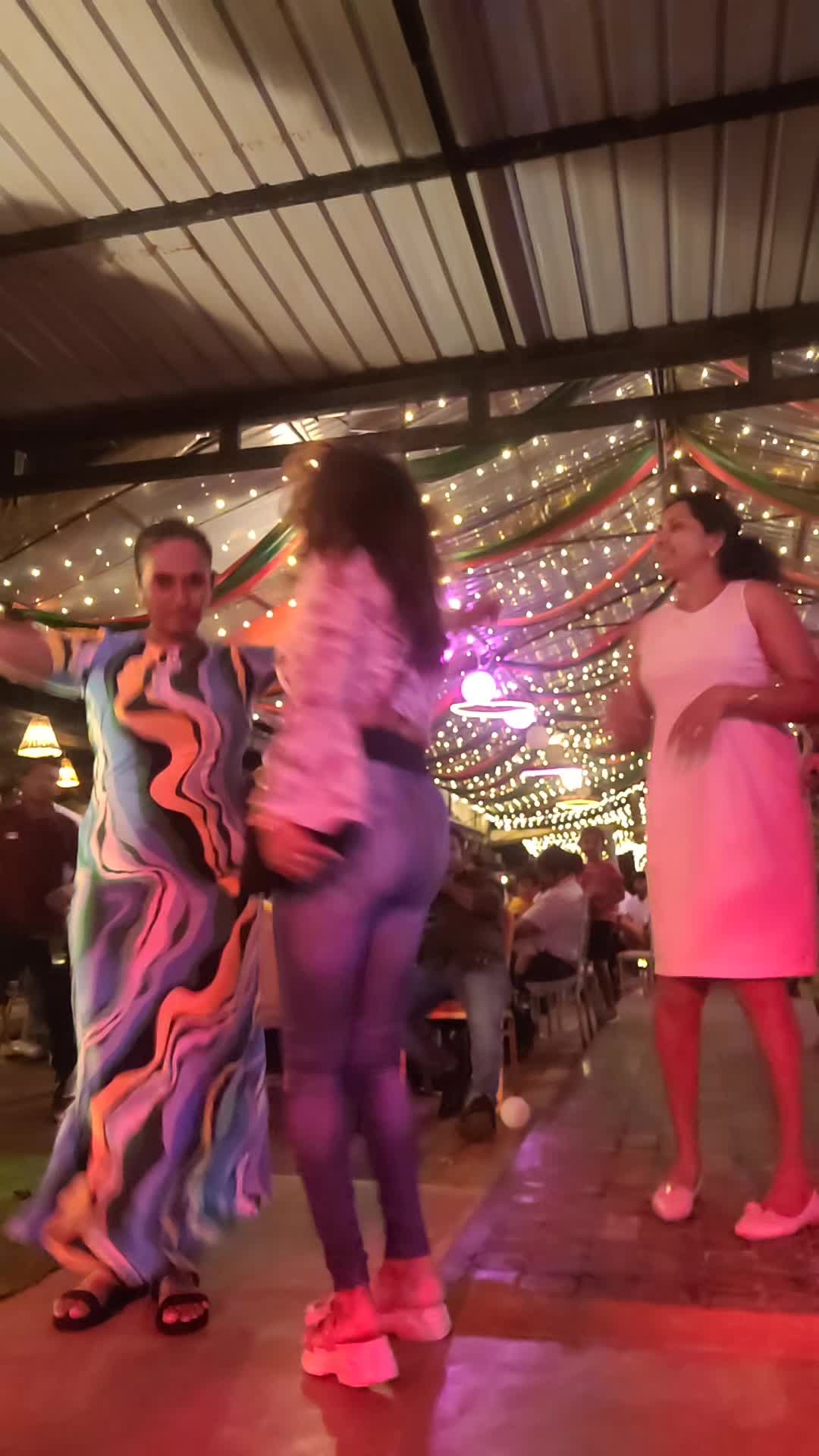 @𝚌𝚑𝚊a𝚖𝚎𝚎❤❤❤🇱🇰