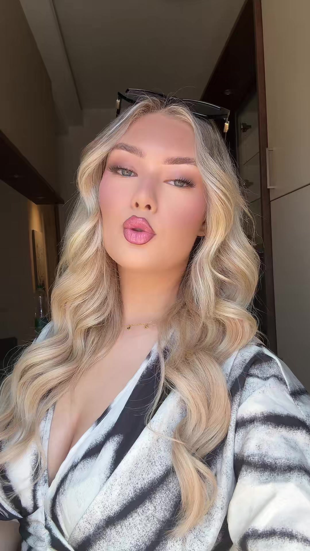 @𝐄𝐃𝐎𝐍𝐀
