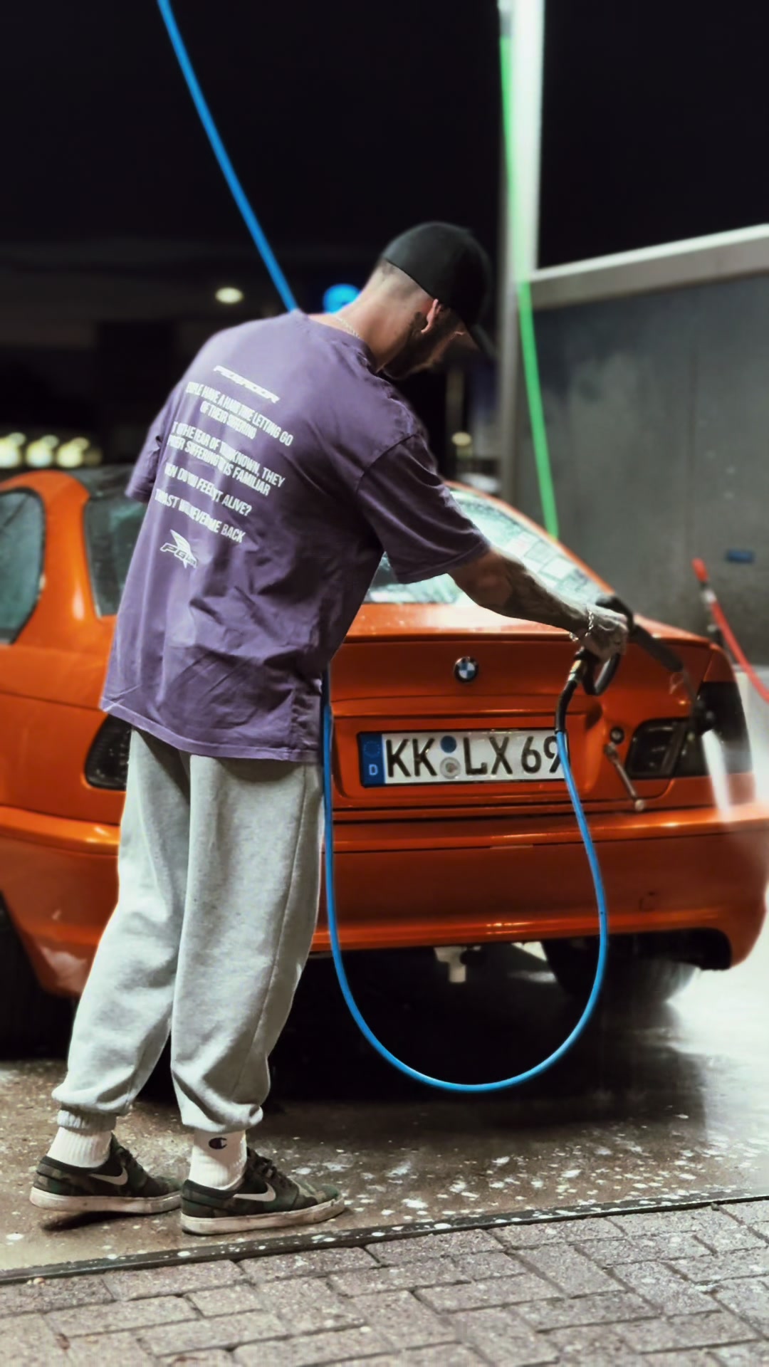 @LX_E46