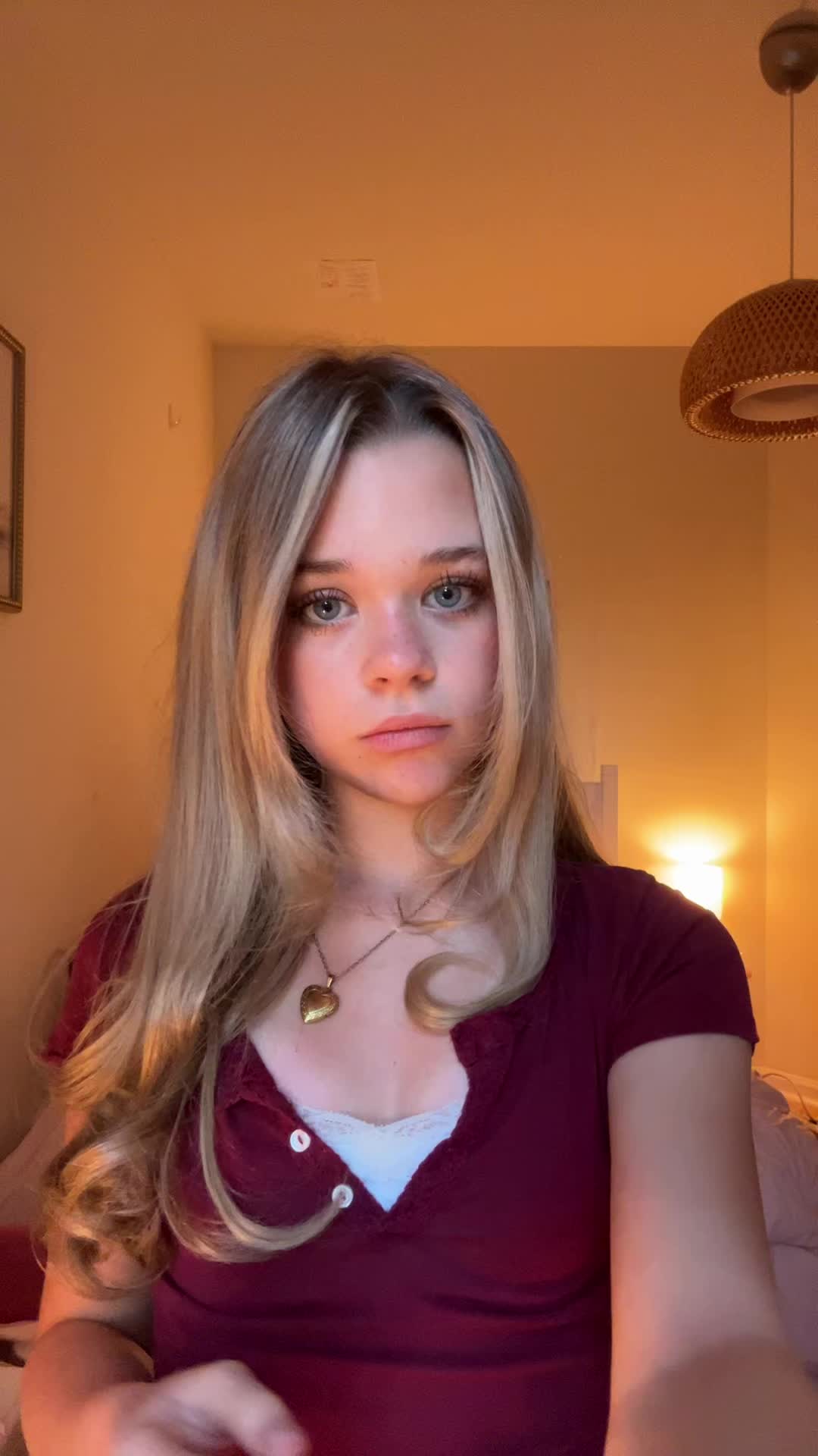 @𝓒𝓪𝓶𝓲🪽🧁🦢🩰