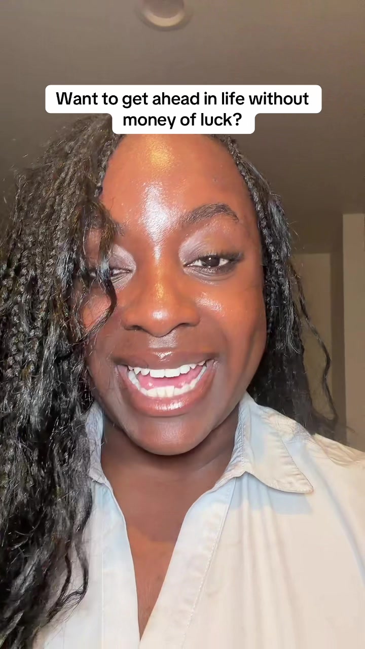 @Akosua