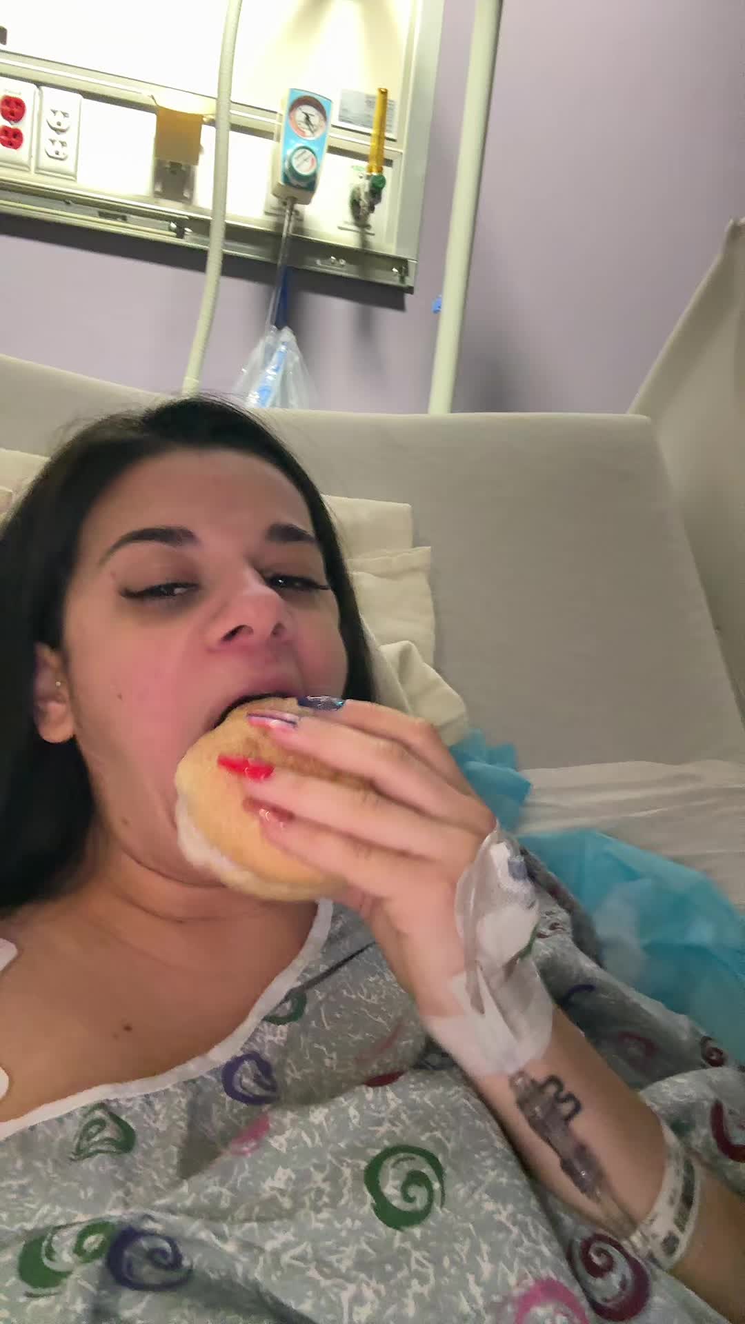 @THATCOOLMOMG