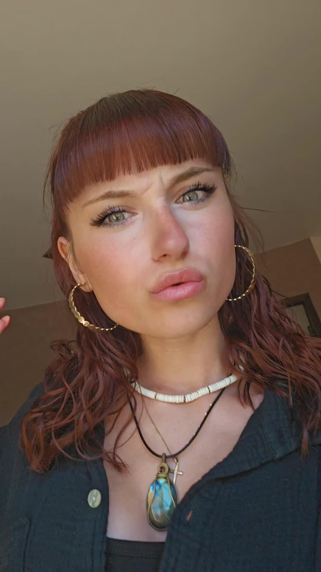 @Ma&euml;lou 🕊