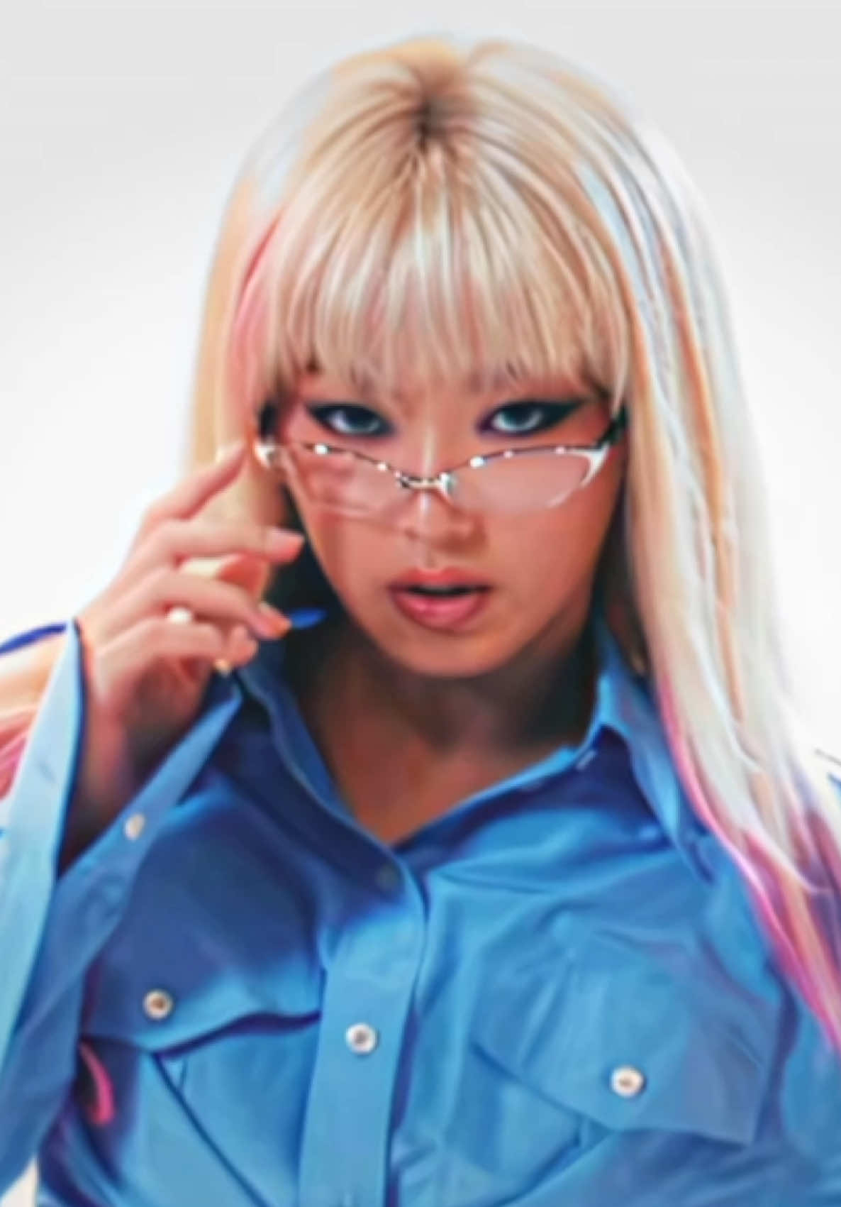 @eeyenrly