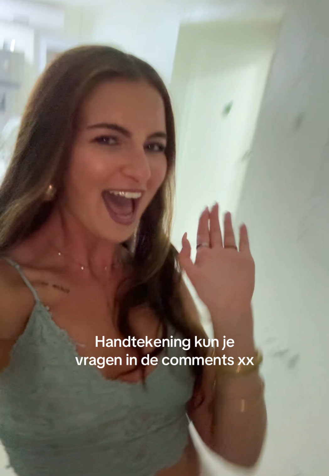 @Nadine Valentina🪽