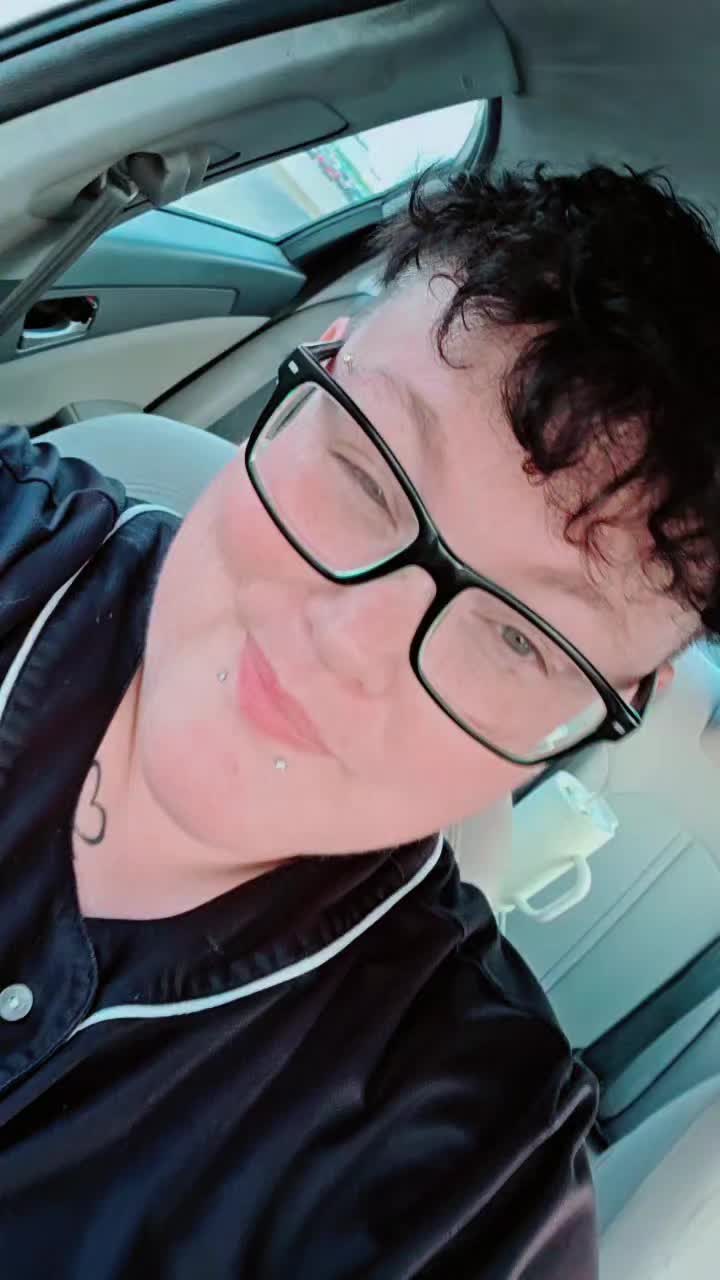 @KingSteph👑🤙🌈