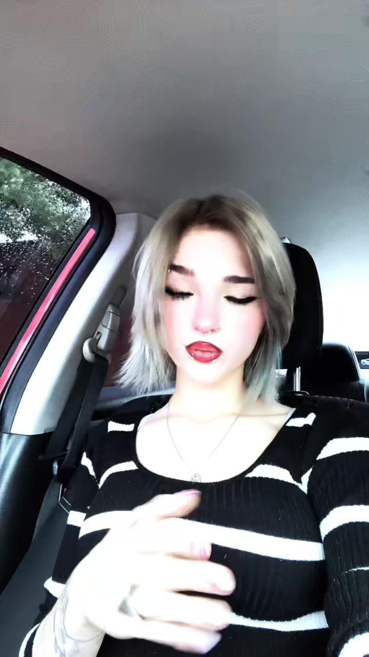 @k <3