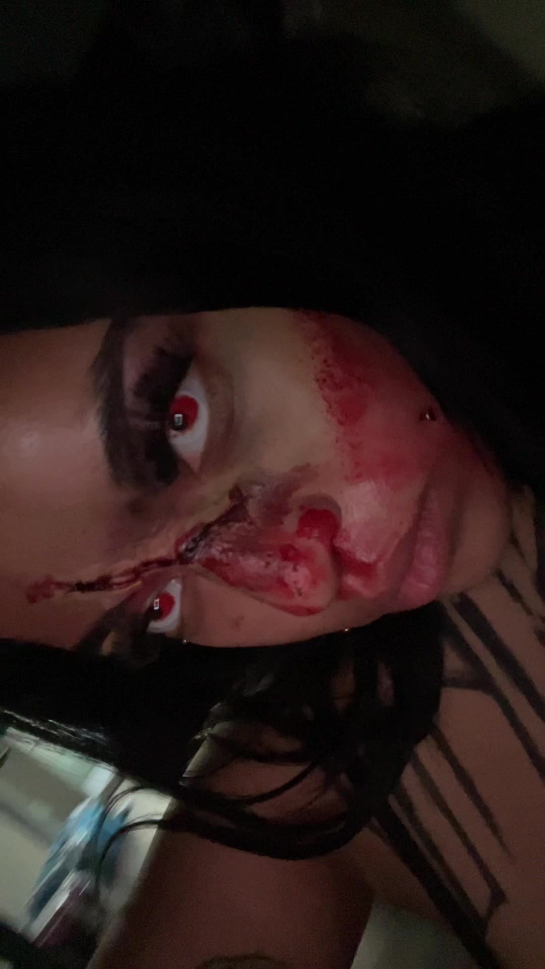 @FREAKSHOW KEEZH🦇